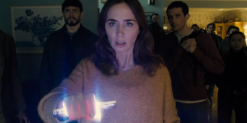 Día de la revelación: Spielberg mira al cielo desde el IMAX