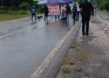 Docentes realizan un corte total sobre la Ruta Nacional 12 en Jardín América