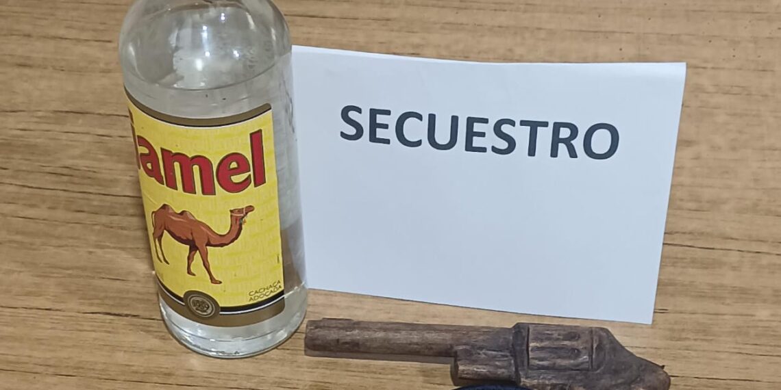 Condujo alcoholizado, incendió el galón de su ex y fue arrestado tras un dispositivo policial en Bernardo de Irigoyen