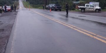 Hallaron muerto a un hombre al costado de la Ruta 12: buscan al conductor que lo atropelló y huyó