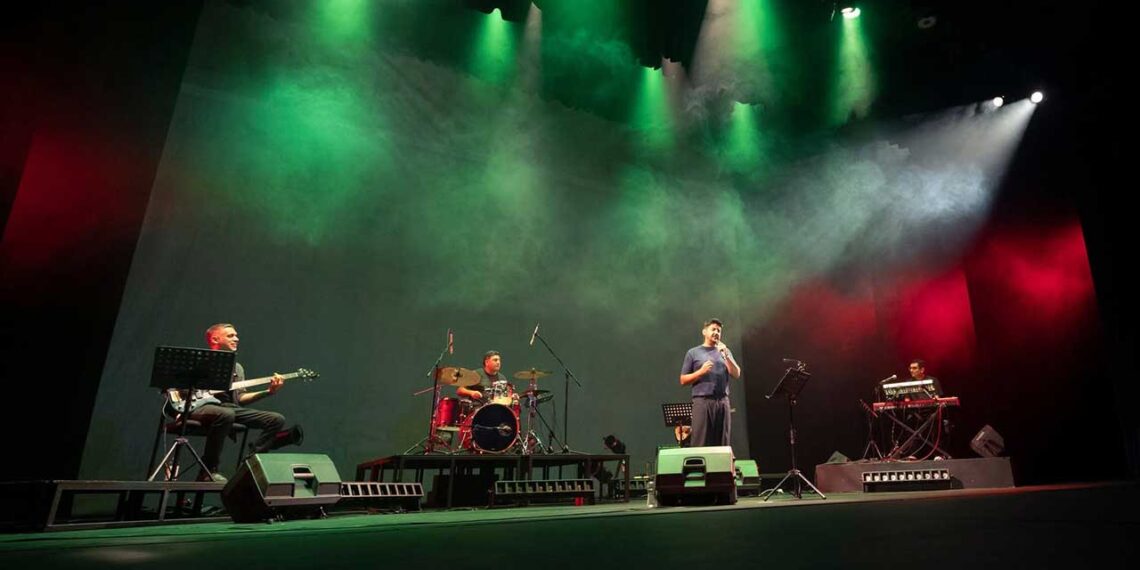 Spinetta vuelve a sonar en Jardín América