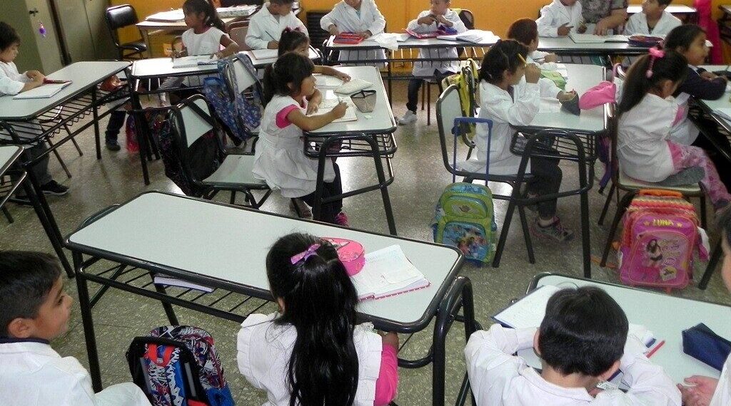 Educación: las escuelas retoman actividades con la vuelta de los estudiantes tras el receso invernal