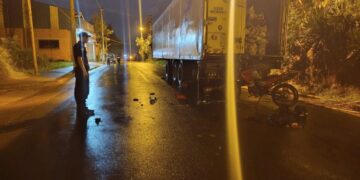Puerto Rico: motociclista resultó herido tras chocar contra un acoplado estacionado