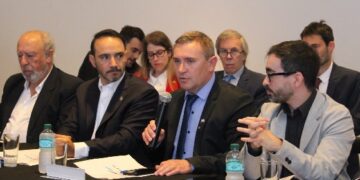 En encuentro binacional, Sartori destacó el potencial de la hidrovía para impulsar las exportaciones de Misiones