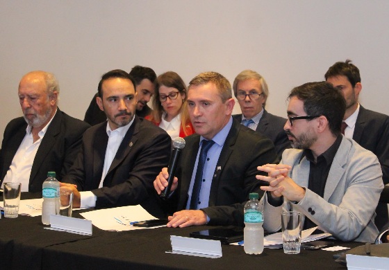 En encuentro binacional, Sartori destacó el potencial de la hidrovía para impulsar las exportaciones de Misiones