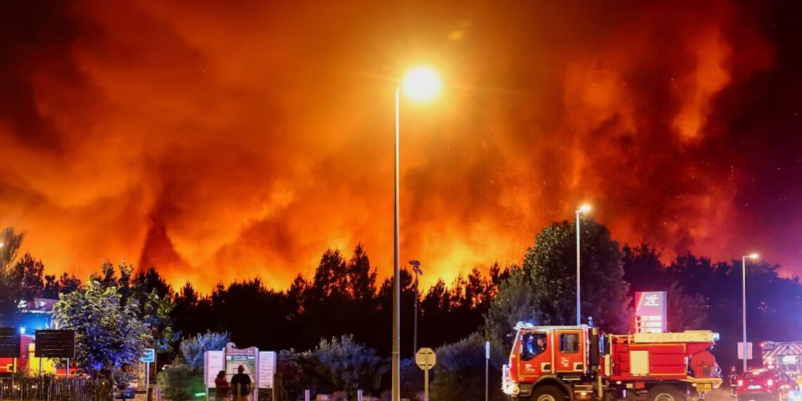 Incendios en el sur de Europa: hay más de 330.000 personas evacuadas en España, Italia y Francia