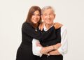 Claribel Medina y Pablo Alarcón llegan a Posadas con la premiada comedia “Es complicado”.