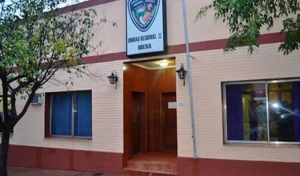Oberá: investigan el presunto suicidio de una efectivo policial con su arma reglamentaria durante su guardia