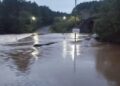 Jardín América: cortan el tránsito sobre la Ruta 7 por la crecida del arroyo Tabay