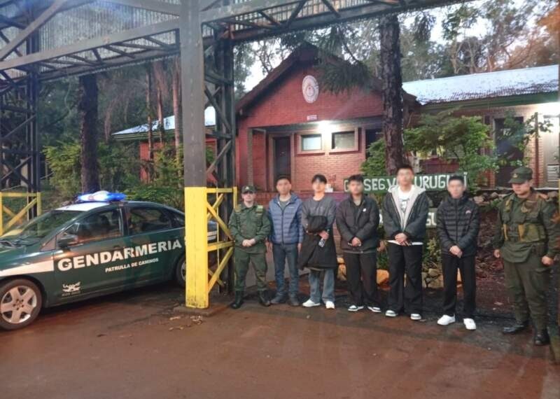 Iguazú: expulsan a cinco ciudadanos chinos que ingresaron al país de manera ilegal