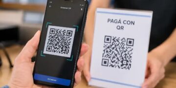 Ocho de cada 10 argentinos ya pagan con el celular y las billeteras digitales superan al efectivo