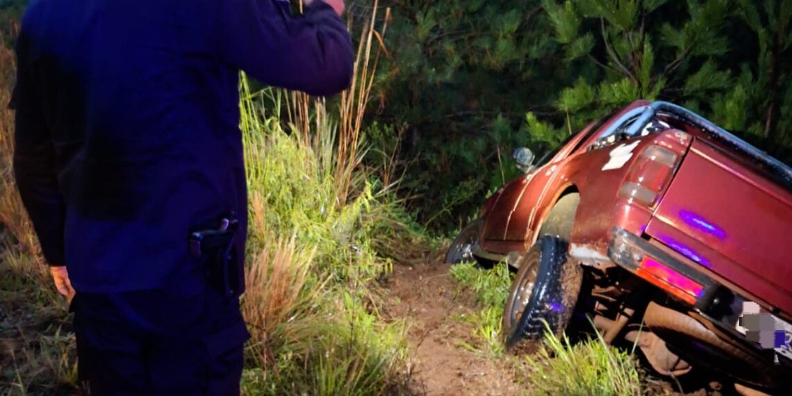 Investigan el despiste de una camioneta hallada abandonada sobre la Ruta 14