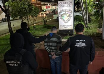 Con un operativo encubierto, la Policía desbarató una millonaria estafa y detuvo al autor en Posadas