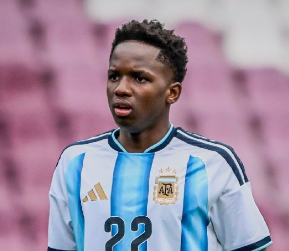 Kiki Ramos, el juvenil nacido en Haití debutó en la Selección argentina Sub 17