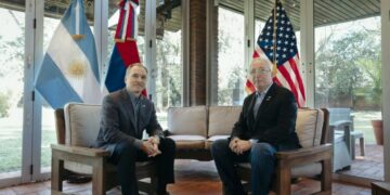 Passalacqua recibió al embajador de EEUU, Peter Lamelas para fortalecer cooperación en seguridad y desarrollo