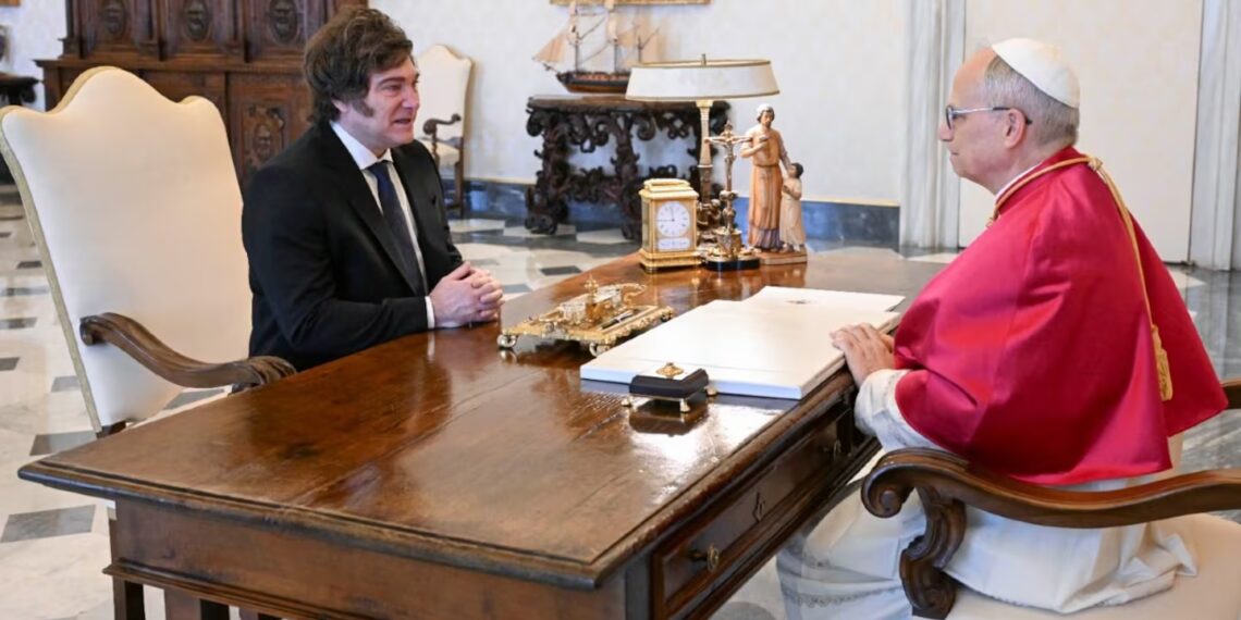 El Gobierno analiza decretar asueto o feriado por la visita del papa León XIV a la Argentina