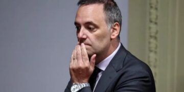 Manuel Adorni solicitó una prórroga a la Justicia para justificar su patrimonio y pidió declarar