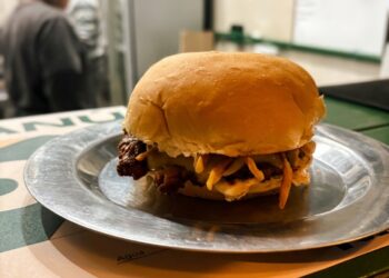 Sabor misionero: hamburguesería posadeña participará del Burger Palusa
