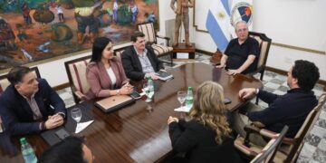 Passalacqua y funcionarios de Nación avanzan en la implementación de Tiendas Libres en fronteras misioneras