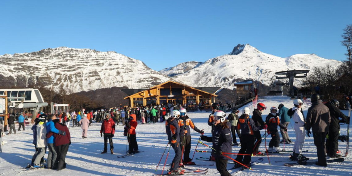 Vacaciones de invierno: $ 2,12 billones de impacto económico, un 2,5 % más que en 2025