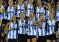 Locura por Las Leonas: una multitud recibió a las campeonas del mundo en Ezeiza
