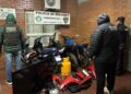 Investigadores desarticularon un punto de venta de drogas y un desarmadero de motos robadas en Posadas
