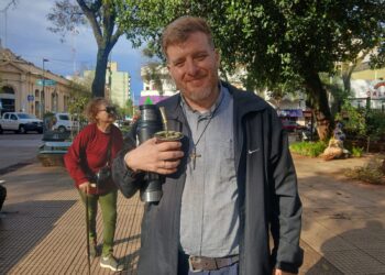 Padre Pesce: “Recibimos entre tres y cinco jóvenes por día que buscan recuperarse de sus adicciones”