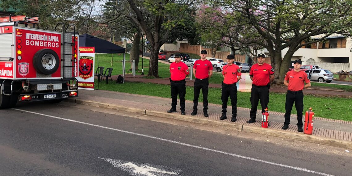 La Policía brinda de seguridad en la primera prueba piloto de la Estudiantina 2026