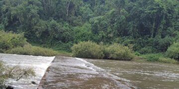 Cerraron el acceso al Parque Provincial Moconá por la crecida del arroyo Yabotí