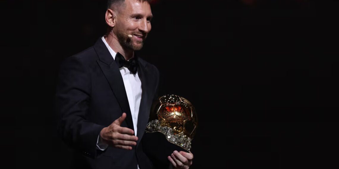 Con Messi como posible candidato, se conocerán los nominados al Balón de Oro