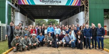 Passalacqua y Kicillof firmaron convenios para fortalecer el desarrollo industrial y tecnológico, la seguridad y la producción agropecuaria