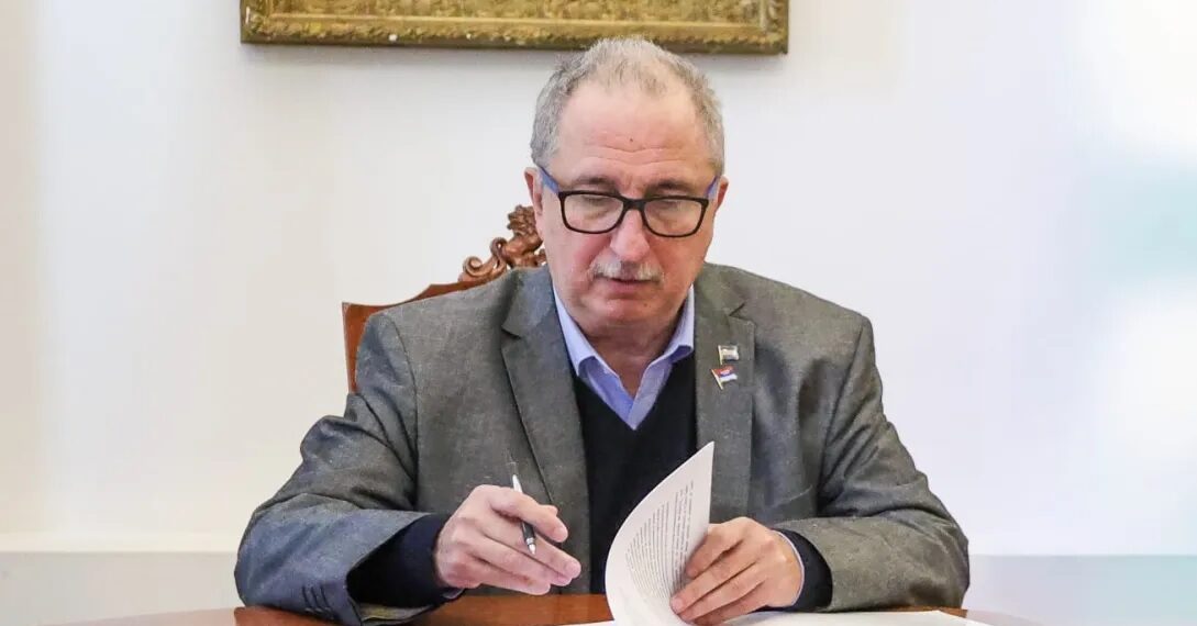 Passalacqua anunció una línea de créditos de hasta $400 millones para obras en escuelas privadas