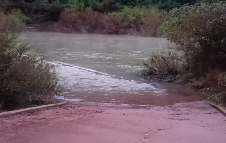 Por la crecida del arroyo Yabotí, cerraron el acceso al Parque Provincial Moconá