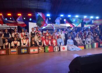 Oberá: con el tradicional desfile, comenzó la 46ª Fiesta Nacional del Inmigrante