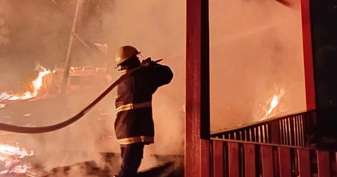 Investigan el incendio que destruyó la exBailanta Tropical en Panambí