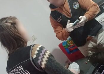Hallaron el celular que utilizaba el excomisario acusado de abuso sexual y analizan nuevas pistas para localizarlo