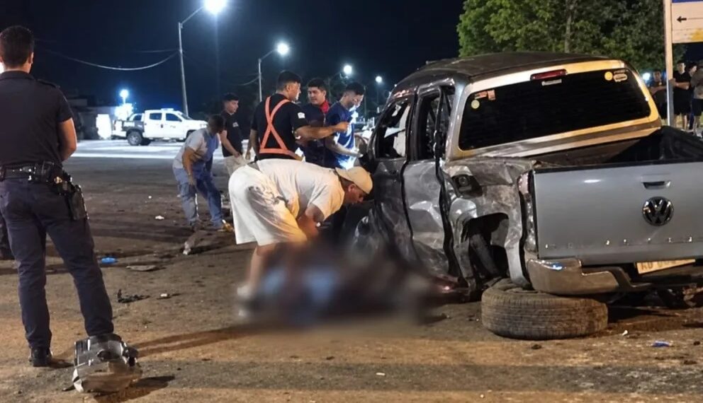 Buscan una tercera camioneta que se habría fugado en el choque fatal de San Vicente