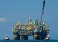 El Gobierno denunciará penalmente a cinco empresas petroleras que operan en Malvinas