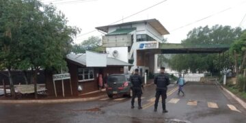 Por la crecida del río Uruguay, continúan cerrados los pasos fronterizos de El Soberbio y Alba Posse