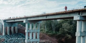 Avanzan obras de la etapa final del puente Pindaytí