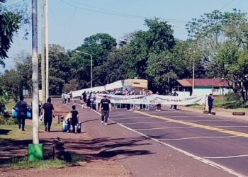 Corte de tránsito en la Ruta 12: habilitaron desvíos alternativos en Montecarlo