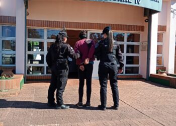 Puerto Rico: le arrebató más de $200 mil a un jubilado y huyó pero terminó detenida