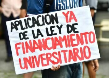 Docentes universitarios de todo el país vuelven a parar por 72 horas, para reclamar por la Ley de Financiamiento