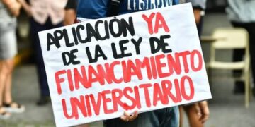 Docentes universitarios de todo el país vuelven a parar por 72 horas, para reclamar por la Ley de Financiamiento