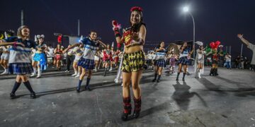 Por las inclemencias climáticas, suspendieron la prueba piloto del Show de Cierre de la Estudiantina