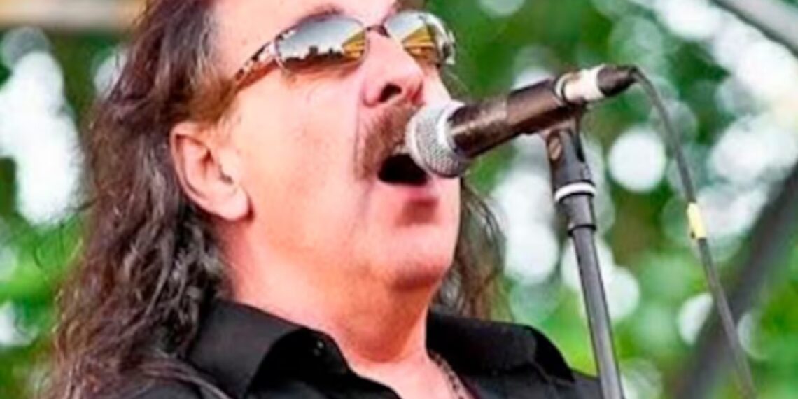Murió Saúl Blanch, el primer vocalista de Rata Blanca, a los 75 años