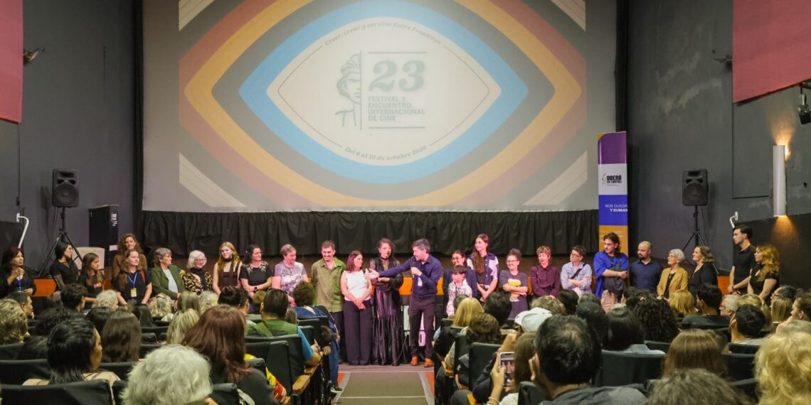 Con la presentación de “Gente de la ruta”, comenzó la 23ª edición de Oberá en Cortos
