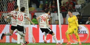 Estudiantes eliminó por penales a Flamengo en el Maracaná y jugará la final de la Libertadores
