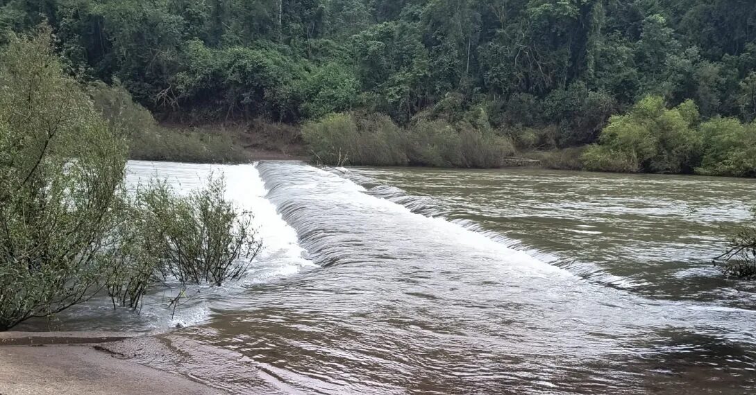 Continúa cerrado el acceso al Parque Provincial Moconá por la crecida del arroyo Yabotí