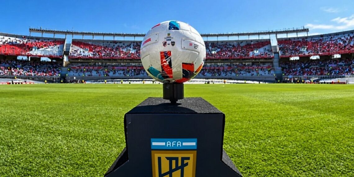 La AFA confirmó un nuevo formato para 2027: así serán los torneos, los clásicos, los playoffs y los descensos